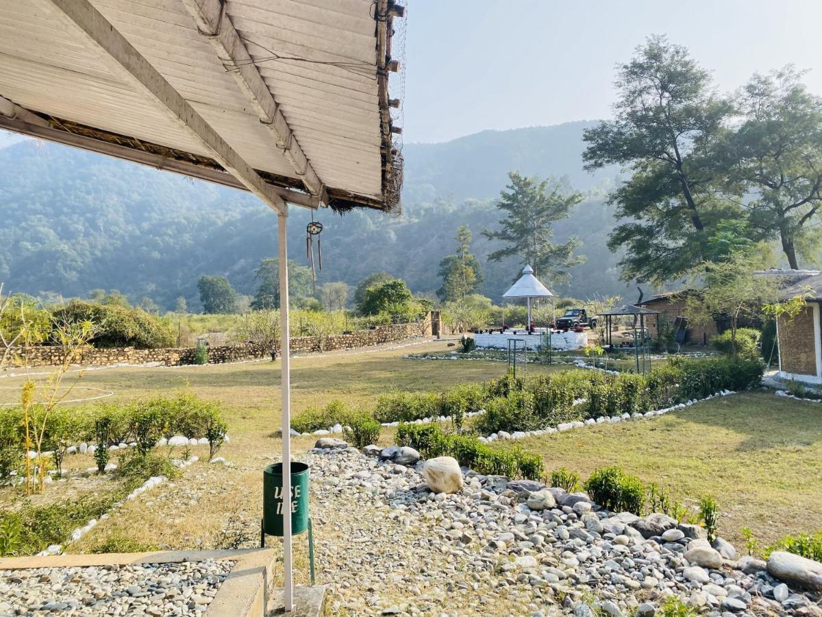 Aura Wildlife Camp And Resorts Marchula Exterior photo