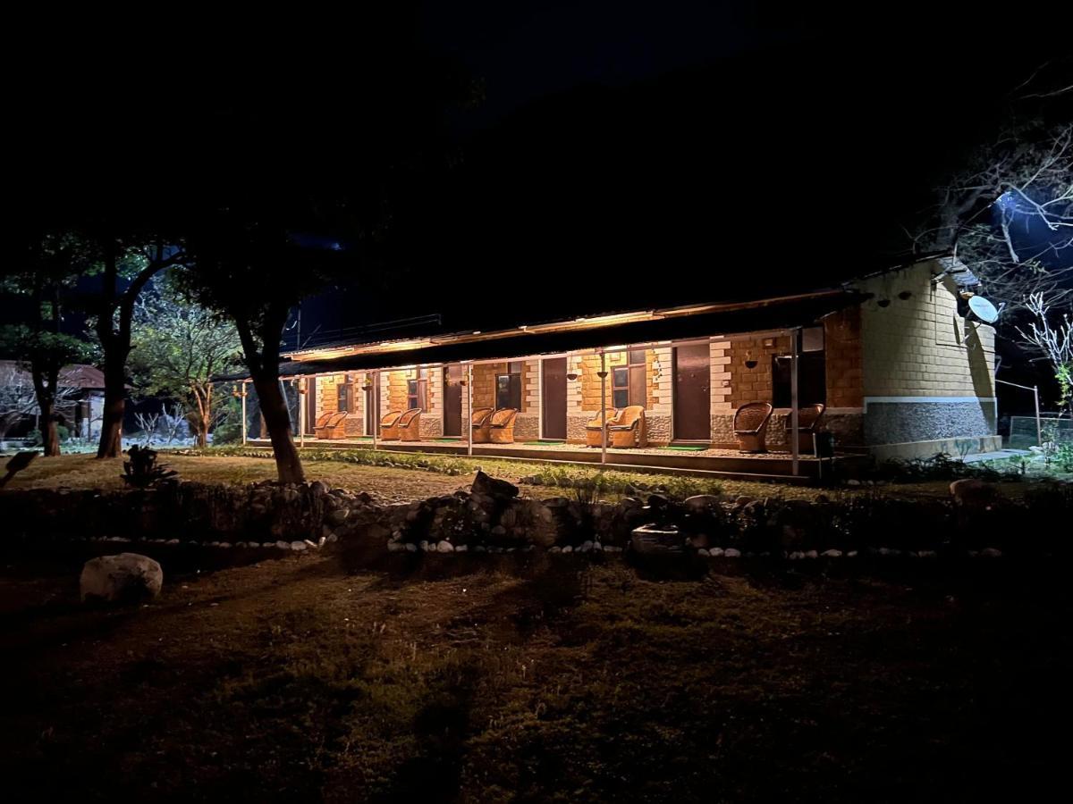 Aura Wildlife Camp And Resorts Marchula Exterior photo