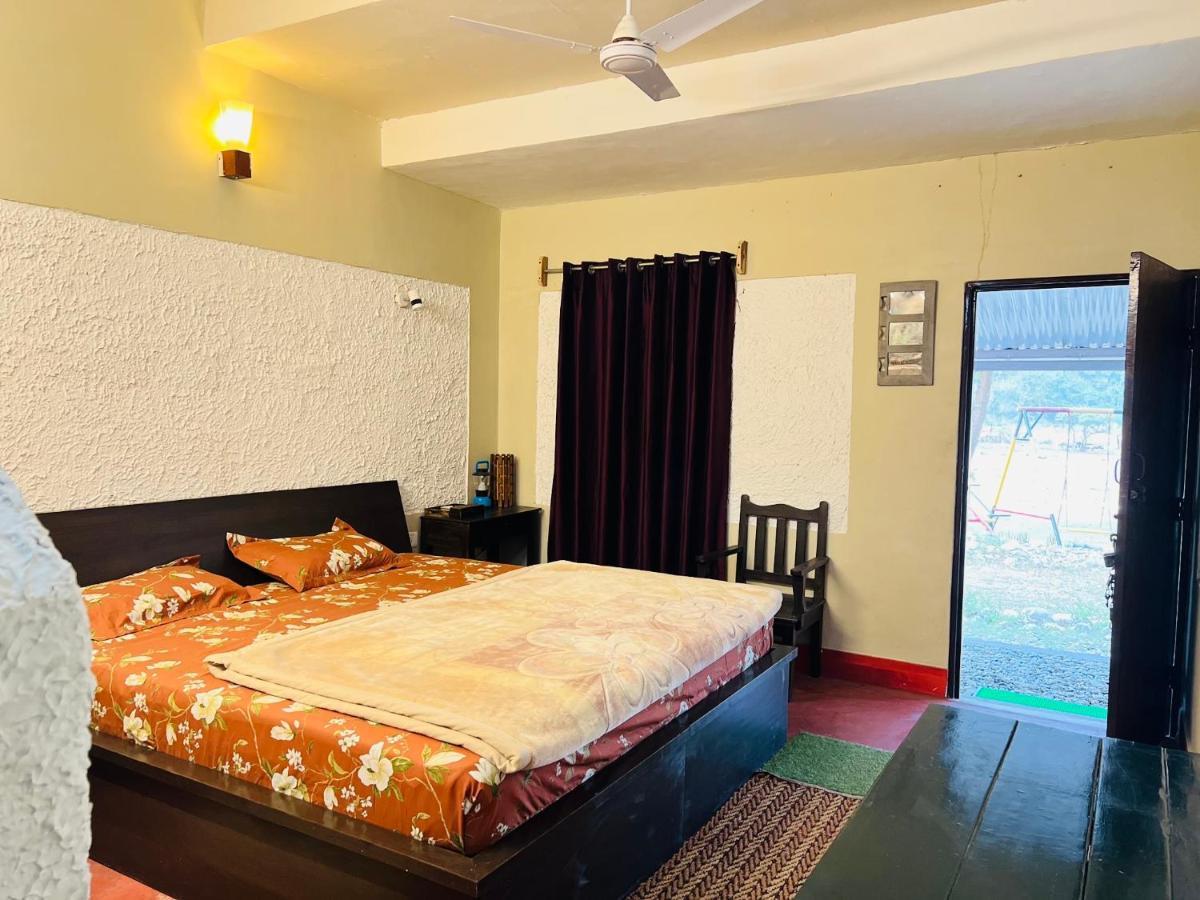 Aura Wildlife Camp And Resorts Marchula Exterior photo