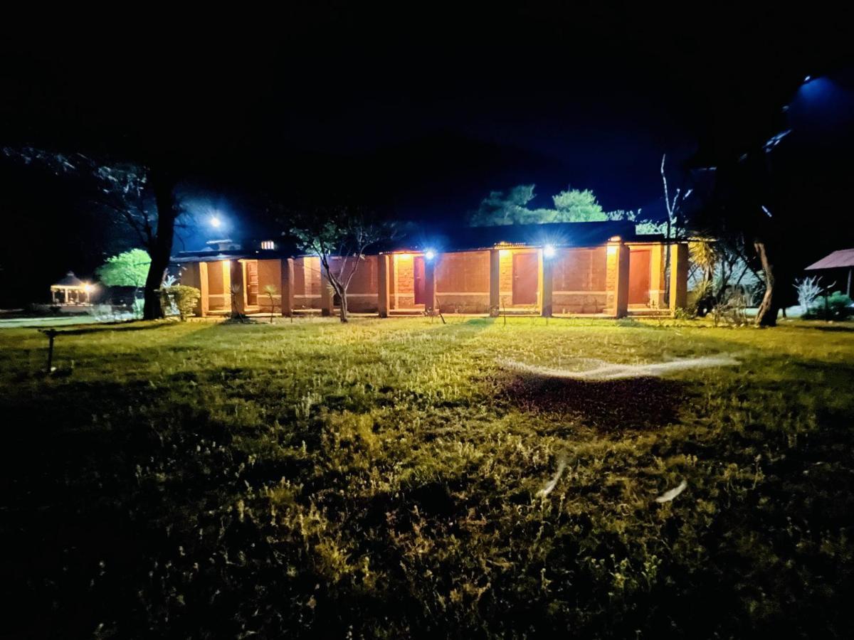 Aura Wildlife Camp And Resorts Marchula Exterior photo